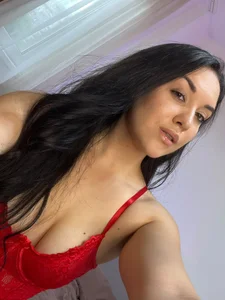 jasminee_rosee_ Public Pic 2