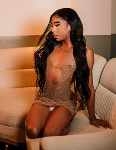 _PaulinaDoll_Golden Intentions Bild 2