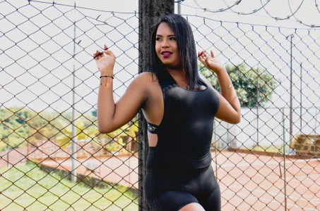 ChannelssDiirty kullanıcısının Channel Dirty 💛💙 albümü -  6 fotoğraf