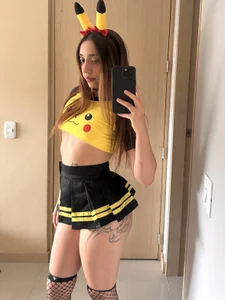 Soft_Ari kullanıcısının ⚡️💛 albümü -  6 fotoğraf