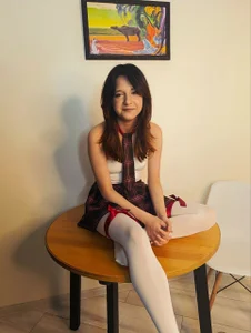 GrayceVavra modest schoolgirl Pic 3