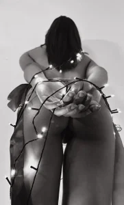 Rachelmoonn ByN صورة واحدة|Rachelmoonn ByN صورتان|Rachelmoonn ByN  صور|Rachelmoonn ByN  صورة