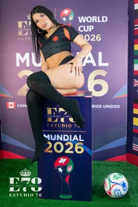 Zoe_small: Your World Cup Prize 🏆 ( 3 фото)