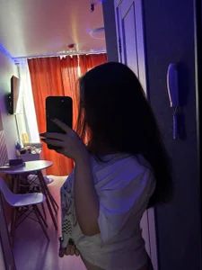 MazieErcole Neon Afterglow Immagine  4