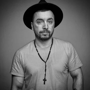 MarkusRivas Just me Fotka