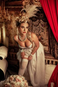 Maria Antonieta 👑 od StacyRigel  8 snímek