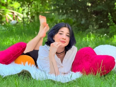 AnneAvelin Public slika 3