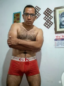 DE ROJO de DIEGOLUIS2026  4 Imagens