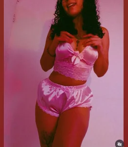 Zdjęcia HarleyRedd Silk:  2