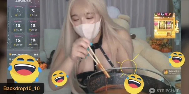 sara__xx__love 🎃10/31(木)ハロウィン雑談配信エフェクト集🎃かわいいエフェクトたくさんいただきました💓❤️めちゃくちゃ嬉しいですっ❤️ありがとうございます💓 Pic