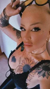 ASSERINAAAkiss you Bild