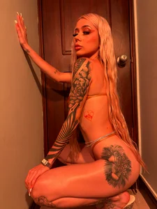Golden Session ✨💋 od HannaConnor_  3 snímek