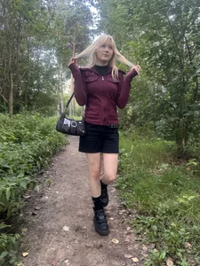KoriMelon 🌲🍉 Lost in the forest with you Pic 5