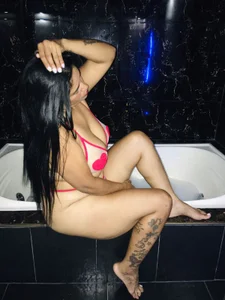 Bonnie_and_wizkhal Sexy Bonnie In Lingerie Immagine  5