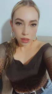 Moon_Blake Public Foto 4