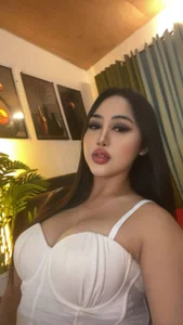 OliviaJones18のPublicの 2枚の写真