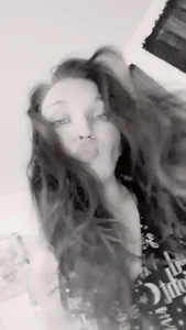 Pretty-Vibes Public Pic 8
