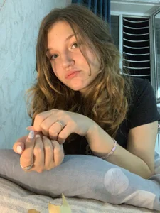 :3