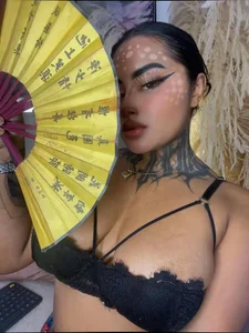 Lairahearvy 🥵 Be honest, babe… have you been thinking about me? 😘 Immagine  2