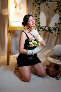 Brandy_collinss May this Easter surprise us… under the sheets Pic 5