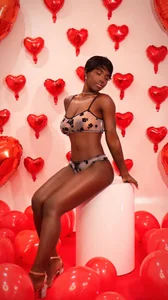 SamHill_1 San Valentin 2025 💞🩷 PT 3 Pic 3