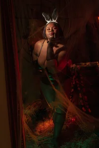 Makena_gh "Sensual Moments" Gambar