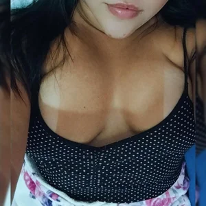 Paolaa_hoot seios Pic