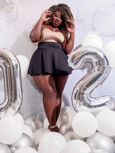 Naomii_King New Year 🎇 Pic 5