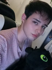 Public de aiden_dwayne  4 Imagens