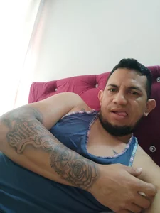 Todo tuyo de Rojasmike90 Foto 4