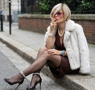 LadyOxanaのGlamourの 3枚の写真