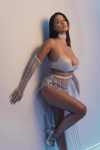 Make me yours... de SofiaReyes1  3 Imagens