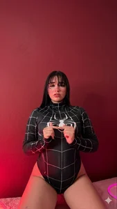 laana_foxx Spider-woman Pic 2