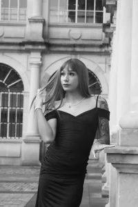 nylonisabella Walked through the center💐 รูป  2