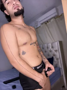 🙅🏻‍♂️ de Noah_mill  3 Imagens