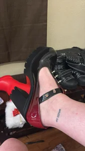 salem_in_the_woods Lady in Red Εικόνα