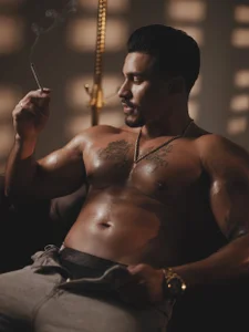 Valentino_Dosantos_ Latino Boy Immagine  3