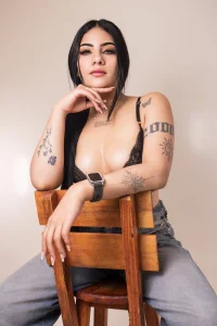 Natalie_Blue_ Public Bilde 2