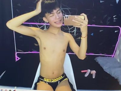 urtwinkbrixz Sexy brix Bilde 3