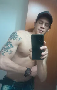 guy od crixus11111  2 snímek