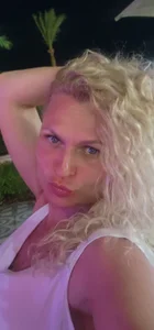 LanaLight_x Public Pic