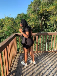 Public de ThickEbonyAssXXX  6 Imagens