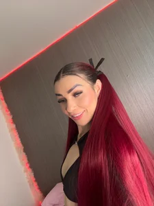 gisellove01 Black 💋 Gambar