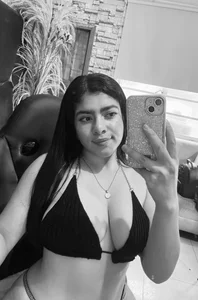 talialadyx Sexy for you Pic 5