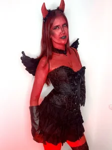 Lana__and__Jana Halloween🎃 Angel and Demon👻 Dominant 🎃 Sub 🎃 Pic