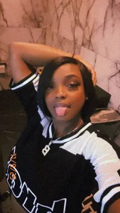 Brebree8 Public Pic 3