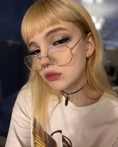 avatvv's XXX Nude Photo 2