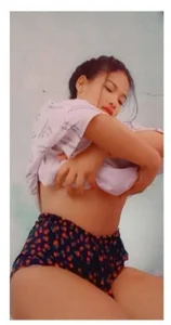 lovely_kristine22's XXX Nude Photo 1