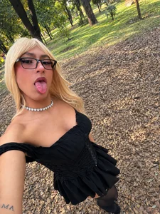 Shine_e trapped in the forest 🌳❤️ slika 5