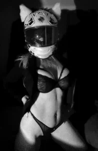 Sweety__venus: Motarde ( 3 фото)